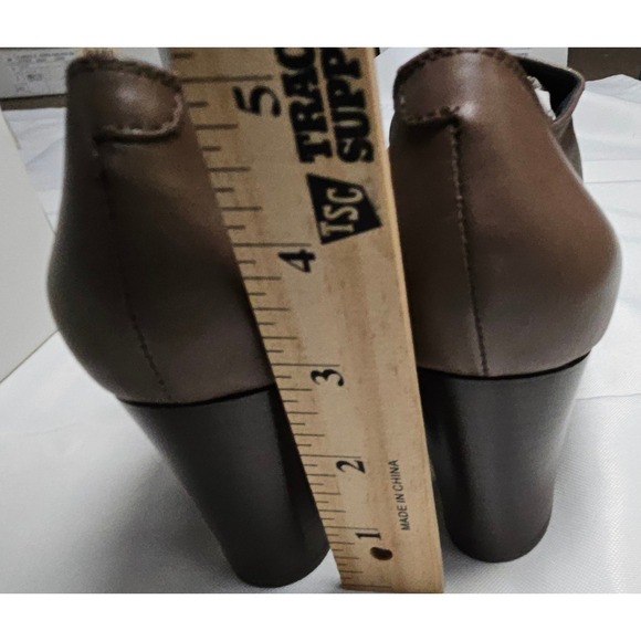 GEOX D Annya A Respira Brown Leather Booties Shooties Block Heel Womens 5 New - Picture 8 of 16